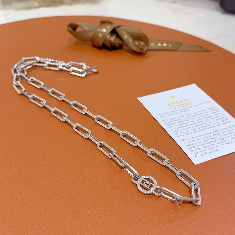 Bvlgari necklace 01yxx159 (6)