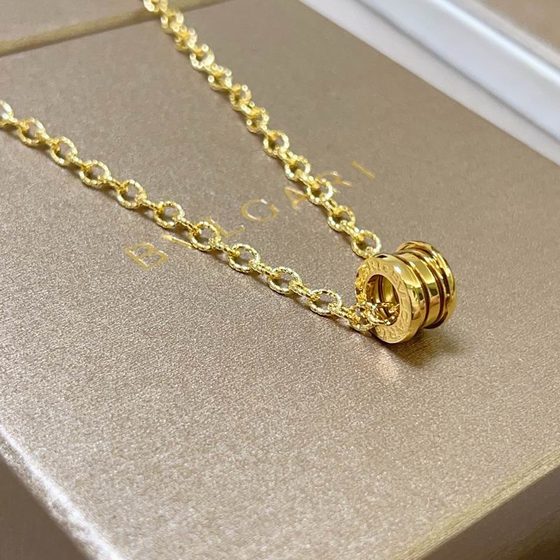 Bvlgari necklace 01yxx160 (3)