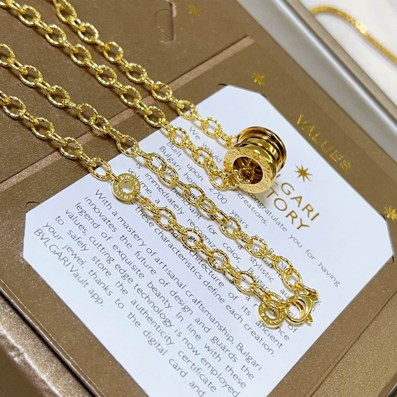 Bvlgari necklace 01yxx160 (5)