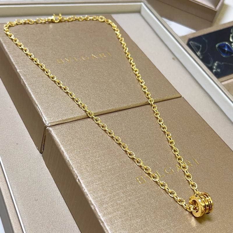 Bvlgari necklace 01yxx160 (6)