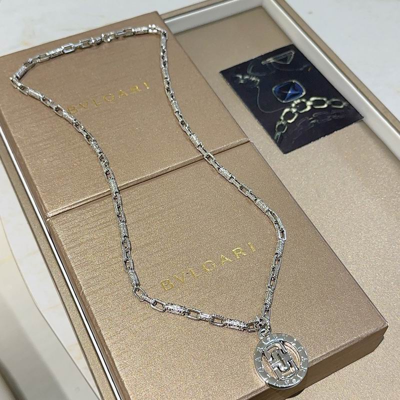Bvlgari necklace 01yxx166 (3)