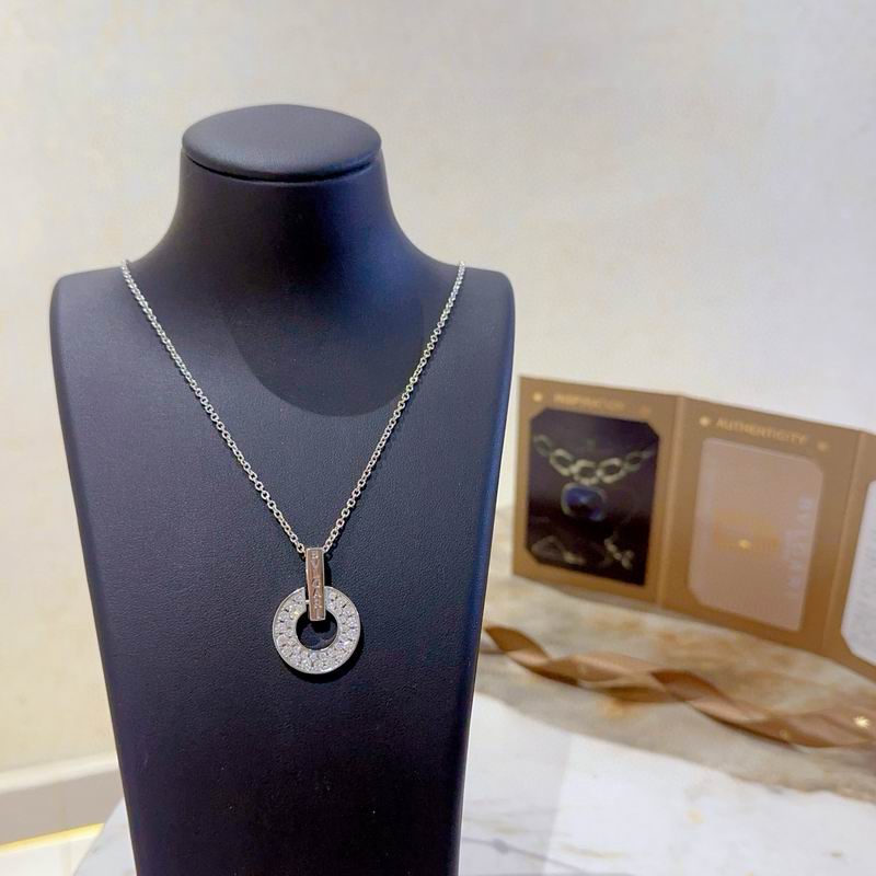 Bvlgari necklace 01yxx167 (7)