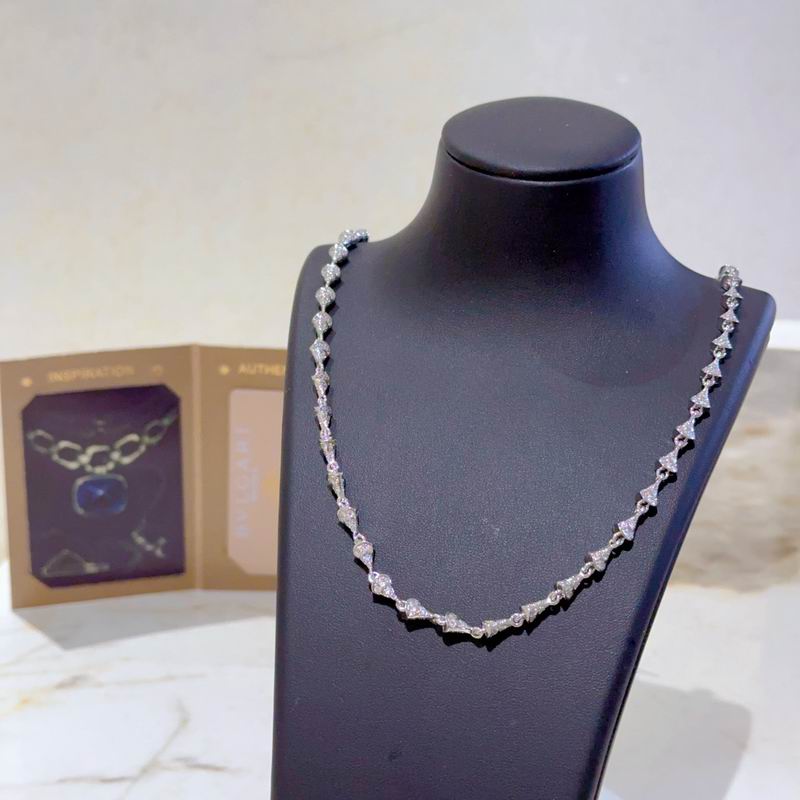Bvlgari necklace 01yxx169 (5)
