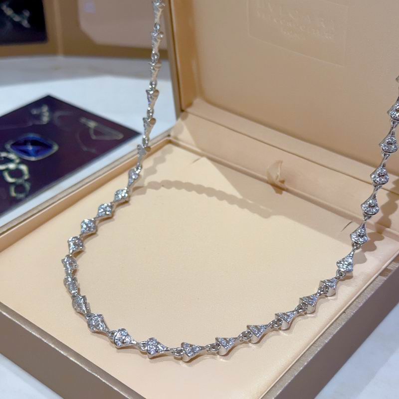 Bvlgari necklace 01yxx169 (6)