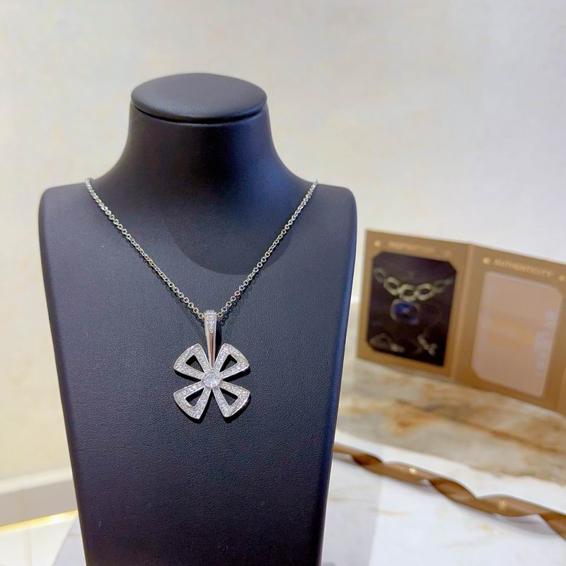 Bvlgari necklace 01yxx170 (3)