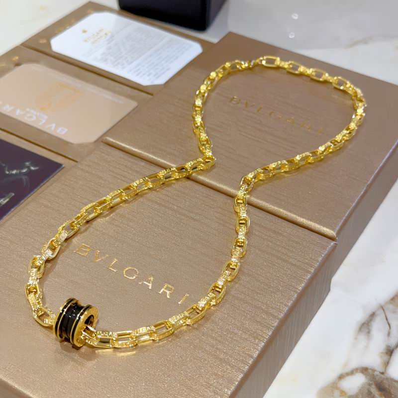 Bvlgari necklace 01yxx171 (5)