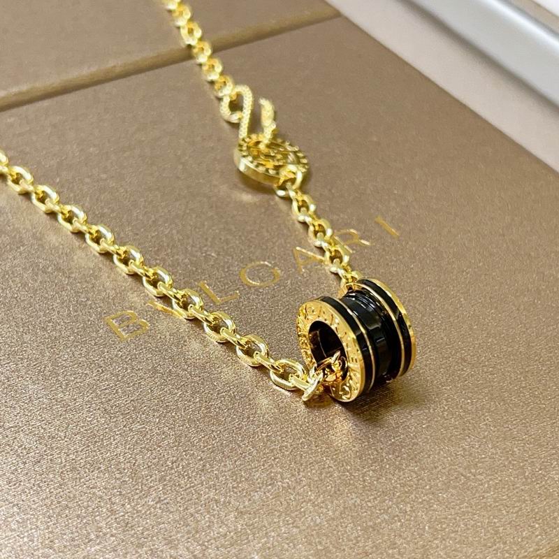 Bvlgari necklace 01yxx173 (3)