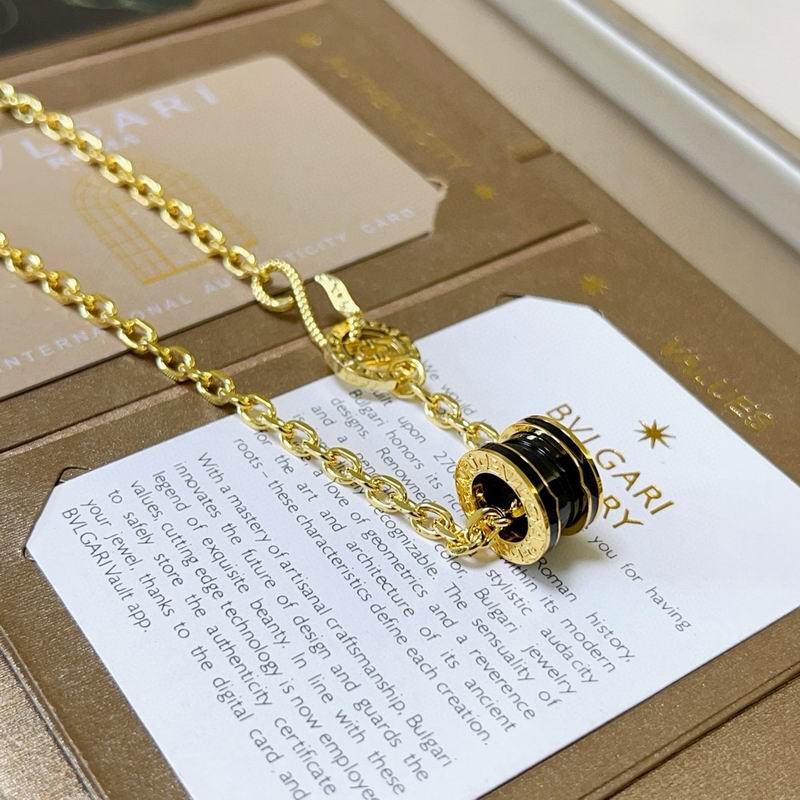 Bvlgari necklace 01yxx173 (5)