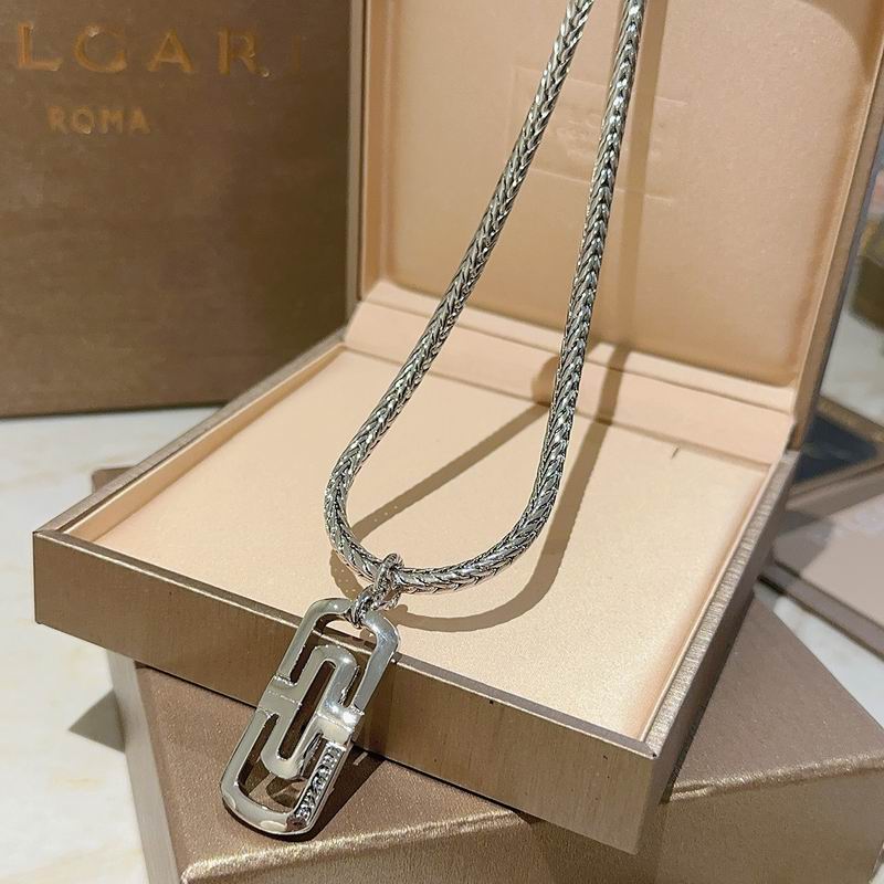 Bvlgari necklace 01yxx176 (4)