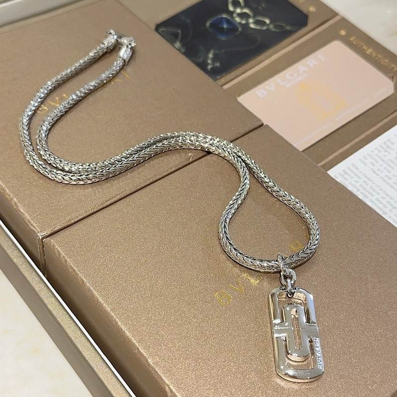 Bvlgari necklace 01yxx176 (6)
