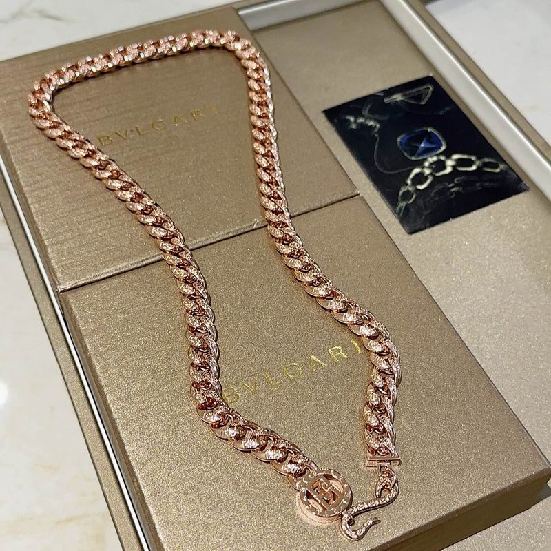 Bvlgari necklace 01yxx177 (5)