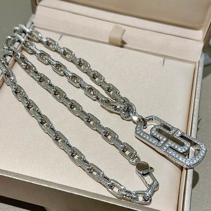 Bvlgari necklace 01yxx179 (5)