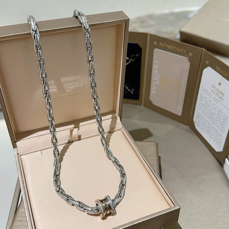 Bvlgari necklace 01yxx182 (3)
