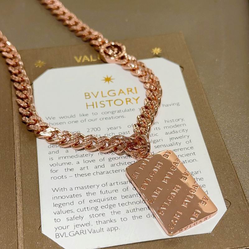 Bvlgari necklace 01yxx183 (3)