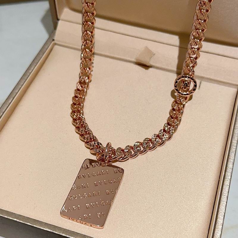 Bvlgari necklace 01yxx183 (4)