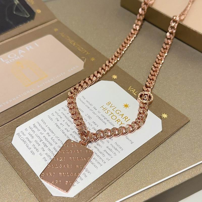 Bvlgari necklace 01yxx183 (6)