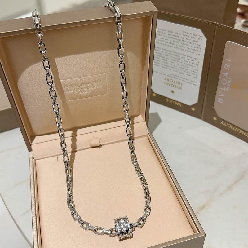 Bvlgari necklace 01yxx184 (1)