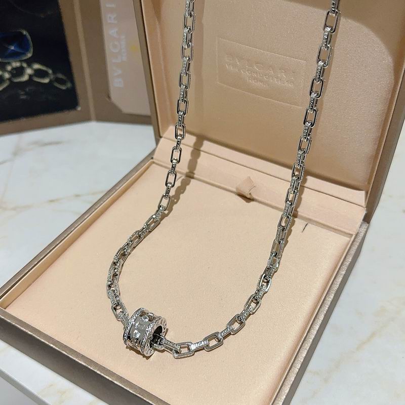 Bvlgari necklace 01yxx184 (2)
