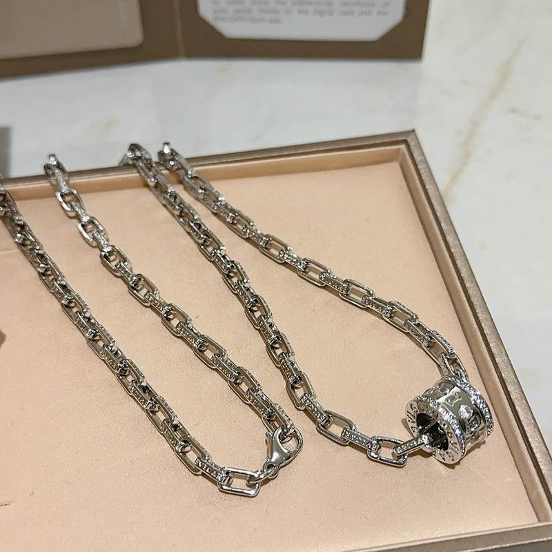 Bvlgari necklace 01yxx184 (3)