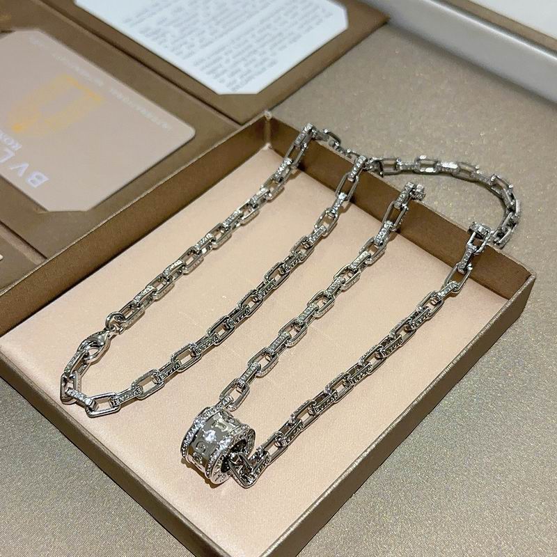 Bvlgari necklace 01yxx184 (4)