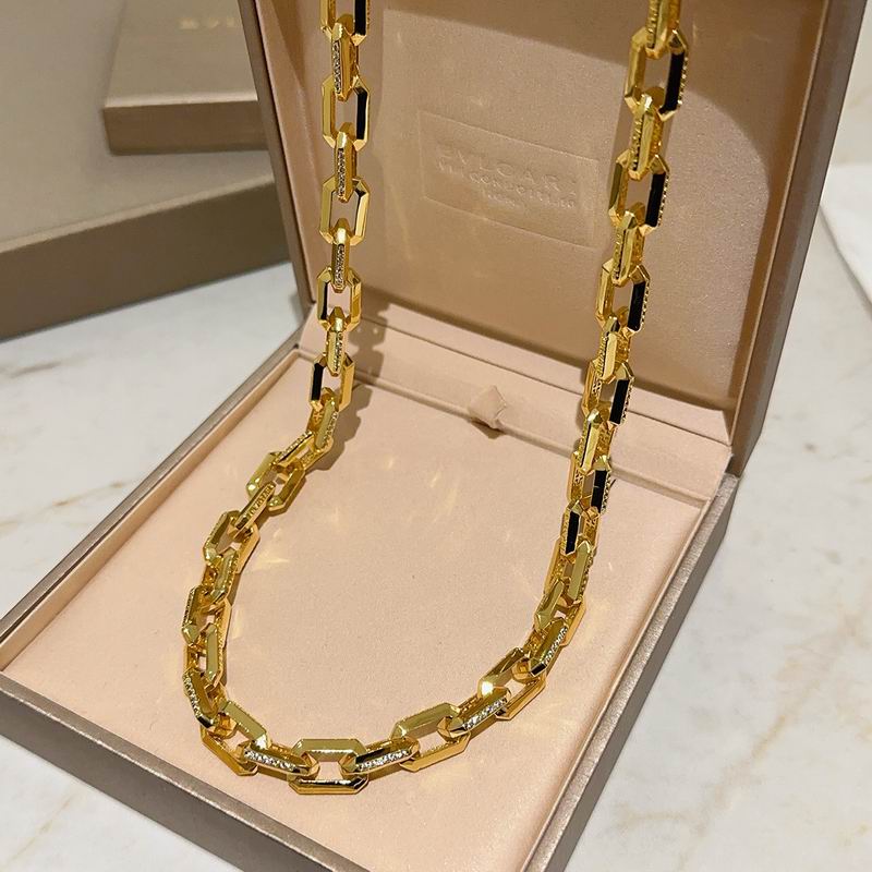 Bvlgari necklace 01yxx185 (5)