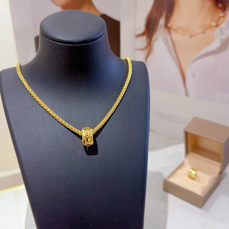 Bvlgari necklace 11yxx06 (3)