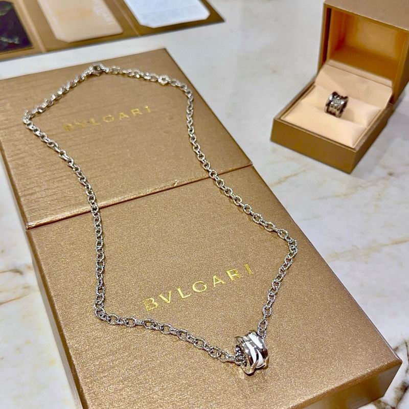 Bvlgari necklace 11yxx08 (3)