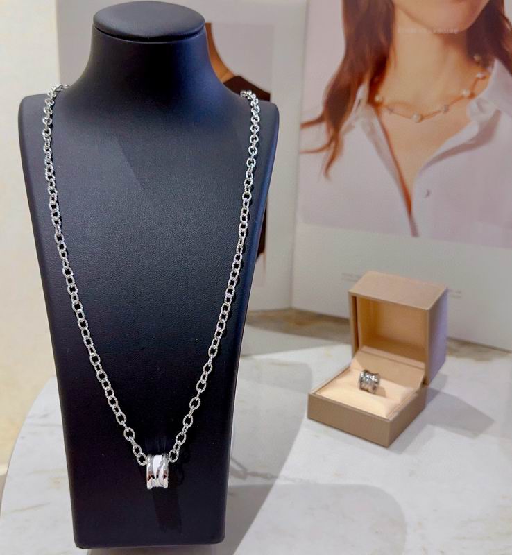 Bvlgari necklace 11yxx08 (5)