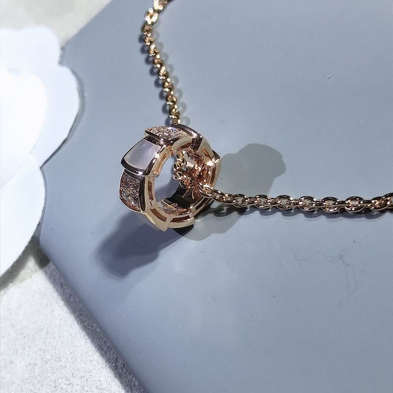 Bvlgari necklace 11yxx15 (6)