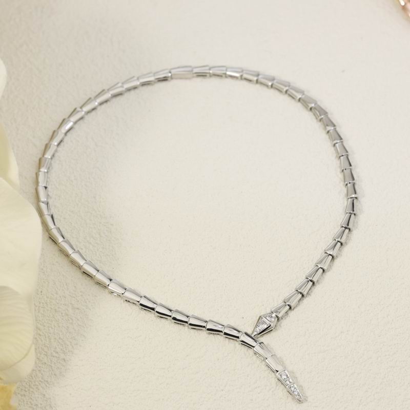 Bvlgari necklace 11yxx16 (8)