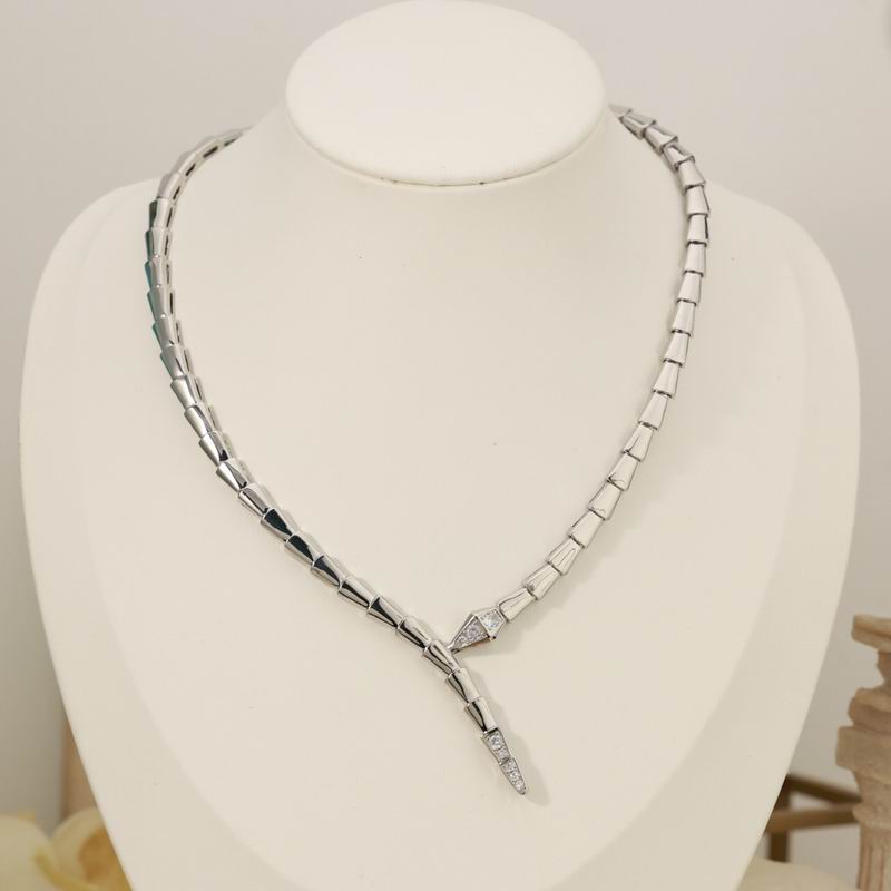 Bvlgari necklace 11yxx17 (5)