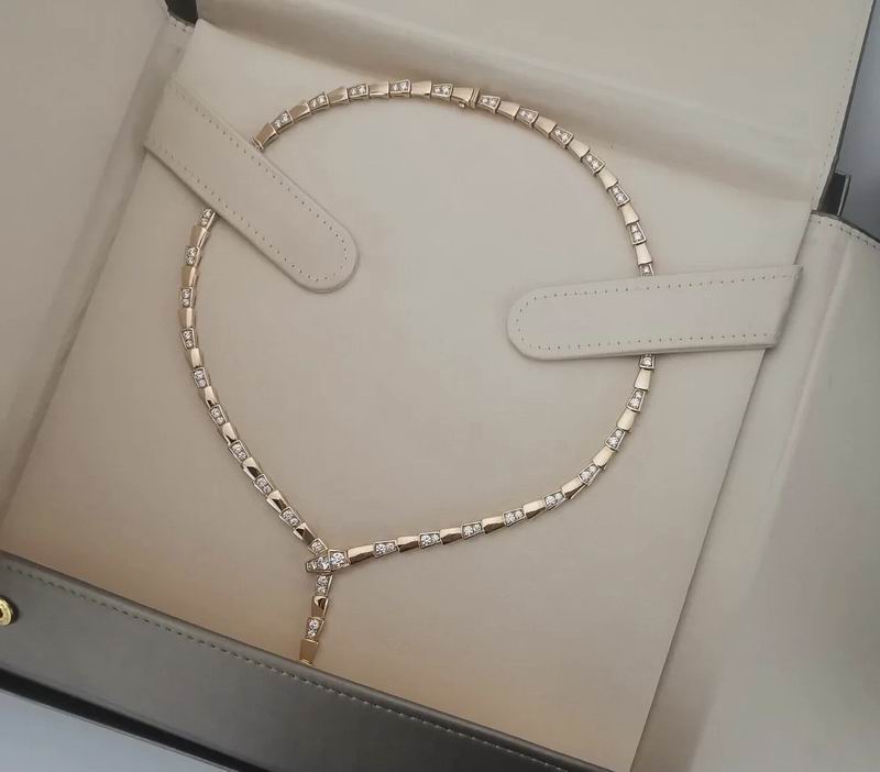 Bvlgari necklace 11yxx18 (3)