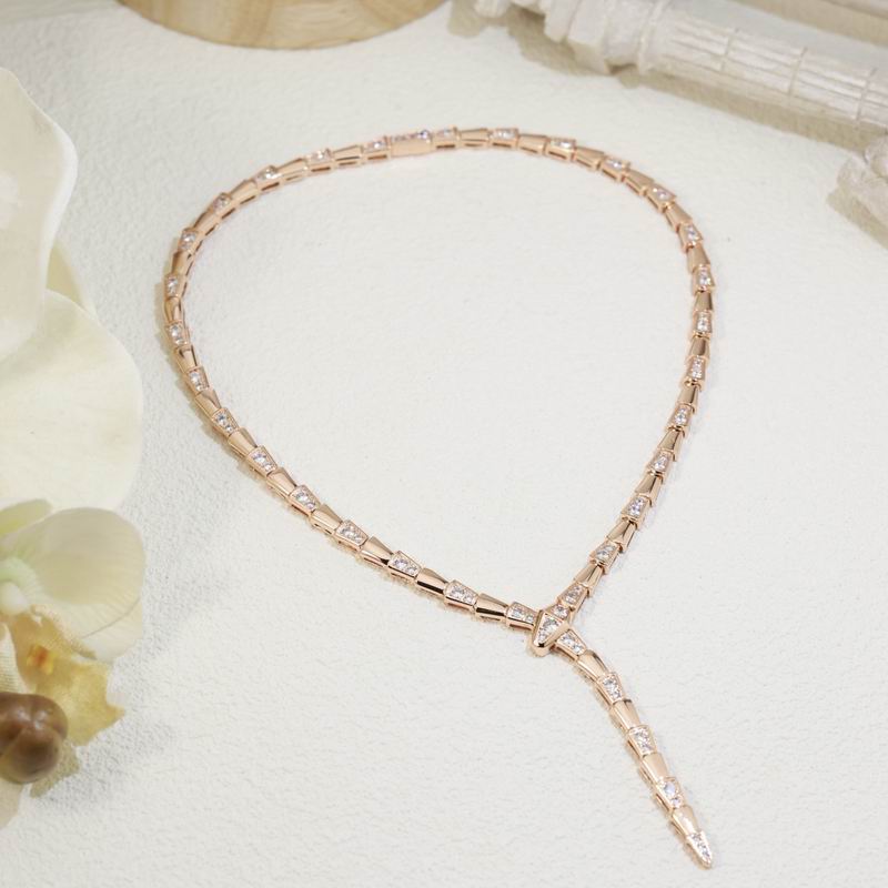 Bvlgari necklace 11yxx18 (6)