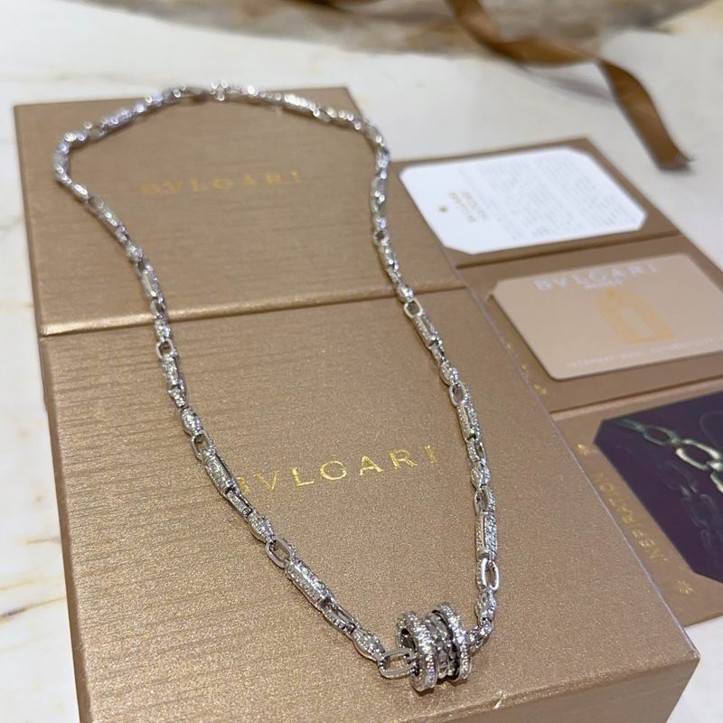 Bvlgari necklace 11yxx21 (5)