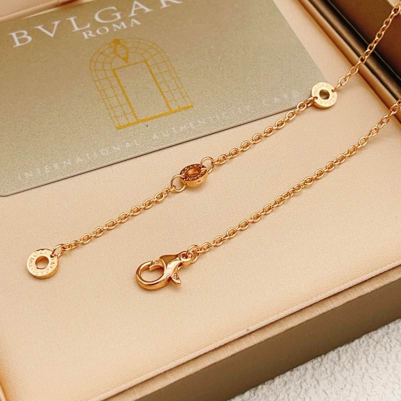 Bvlgari necklace 11yxx24 (6)