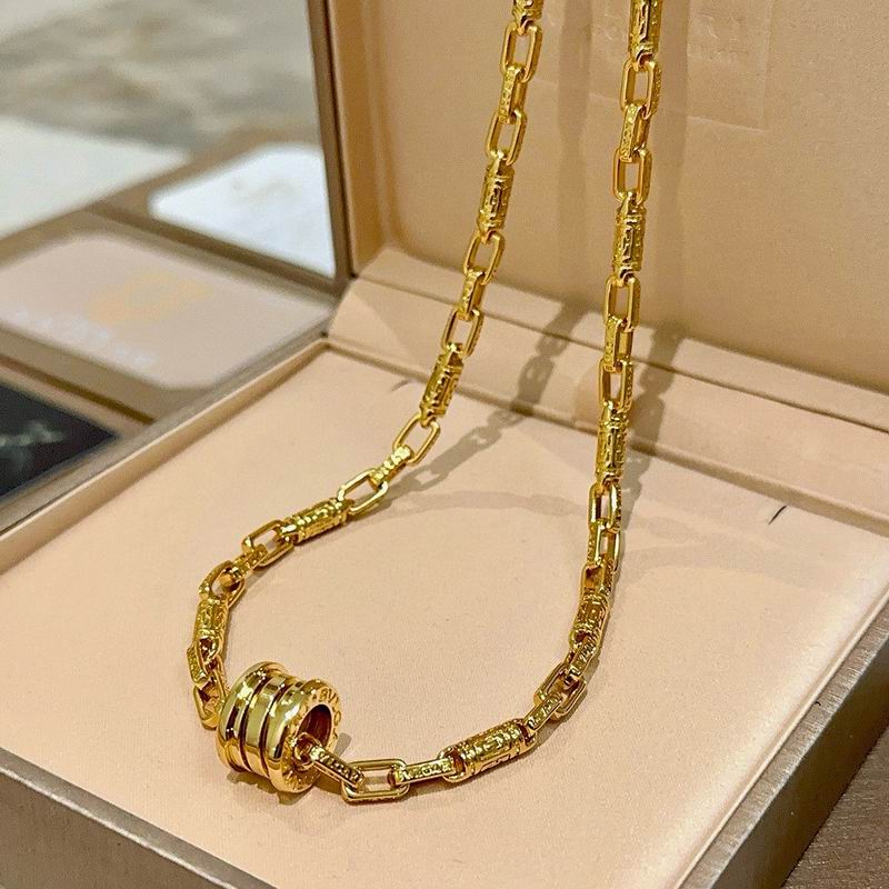 Bvlgari necklace 11yxx29 (2)
