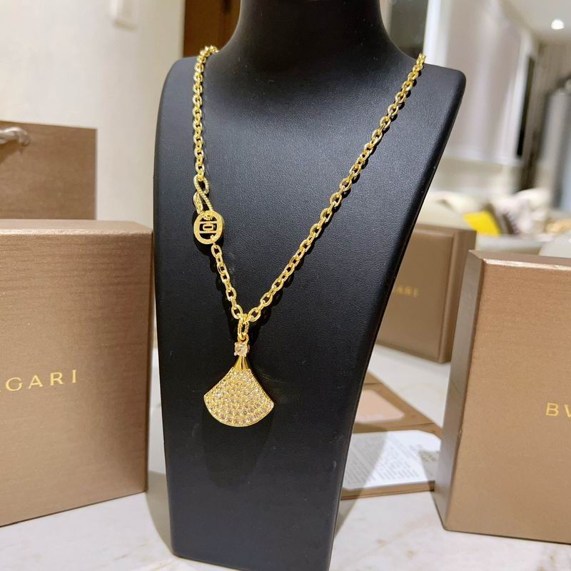 Bvlgari necklace 11yxx30 (6)