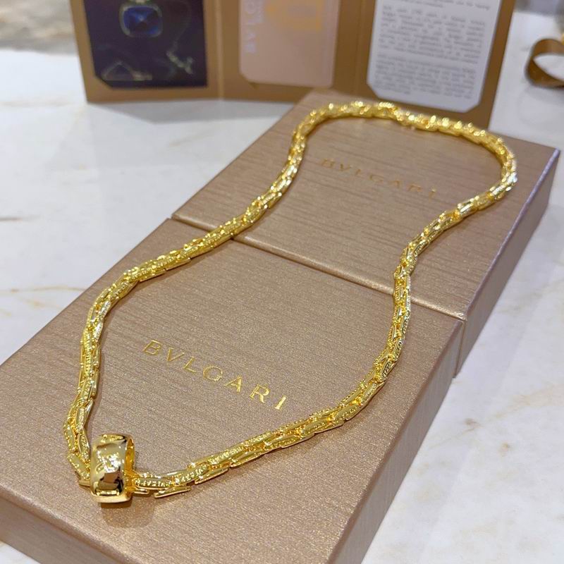 Bvlgari necklace 11yxx31 (3)