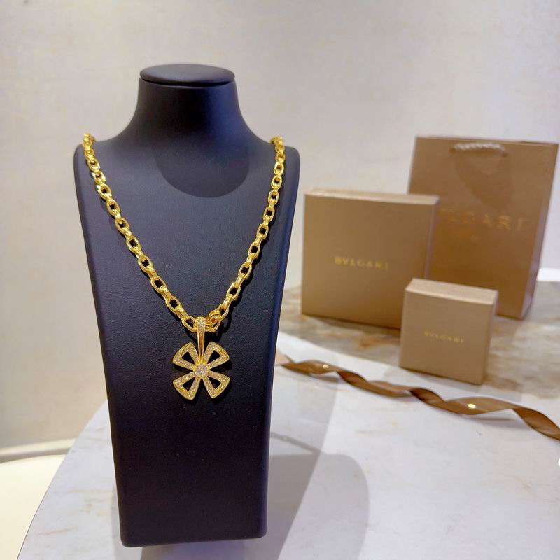 Bvlgari necklace 11yxx32 (2)