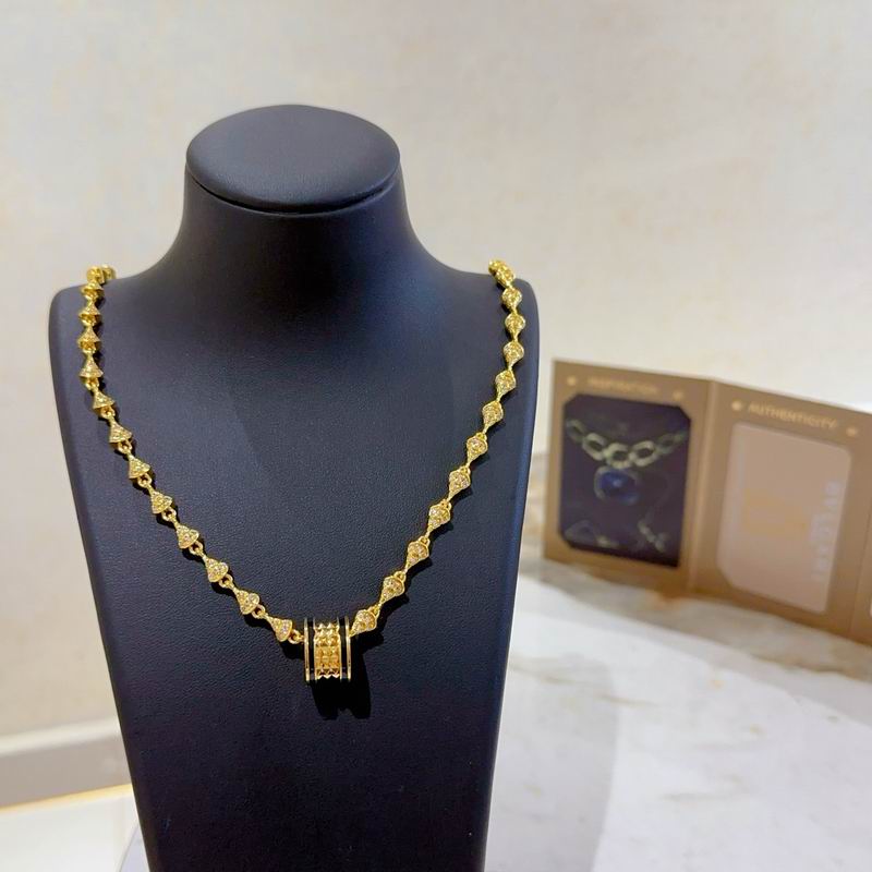 Bvlgari necklace 11yxx33 (6)