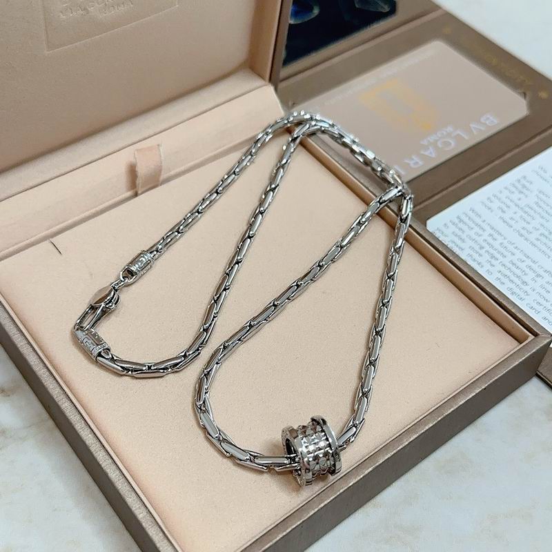 Bvlgari necklace 11yxx36 (5)
