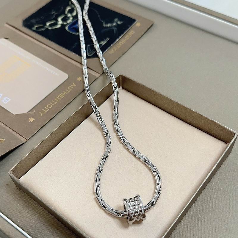Bvlgari necklace 11yxx36 (6)