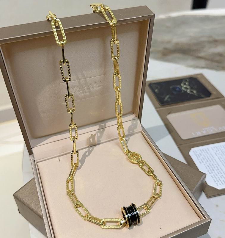 Bvlgari necklace 11yxx37 (5)