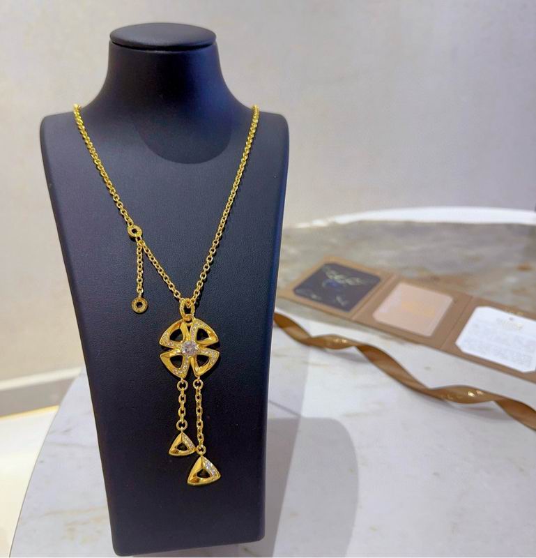 Bvlgari necklace 11yxx38 (1)