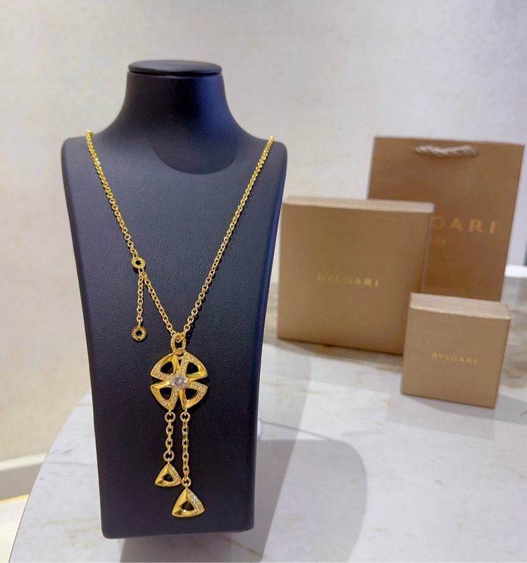 Bvlgari necklace 11yxx38 (3)