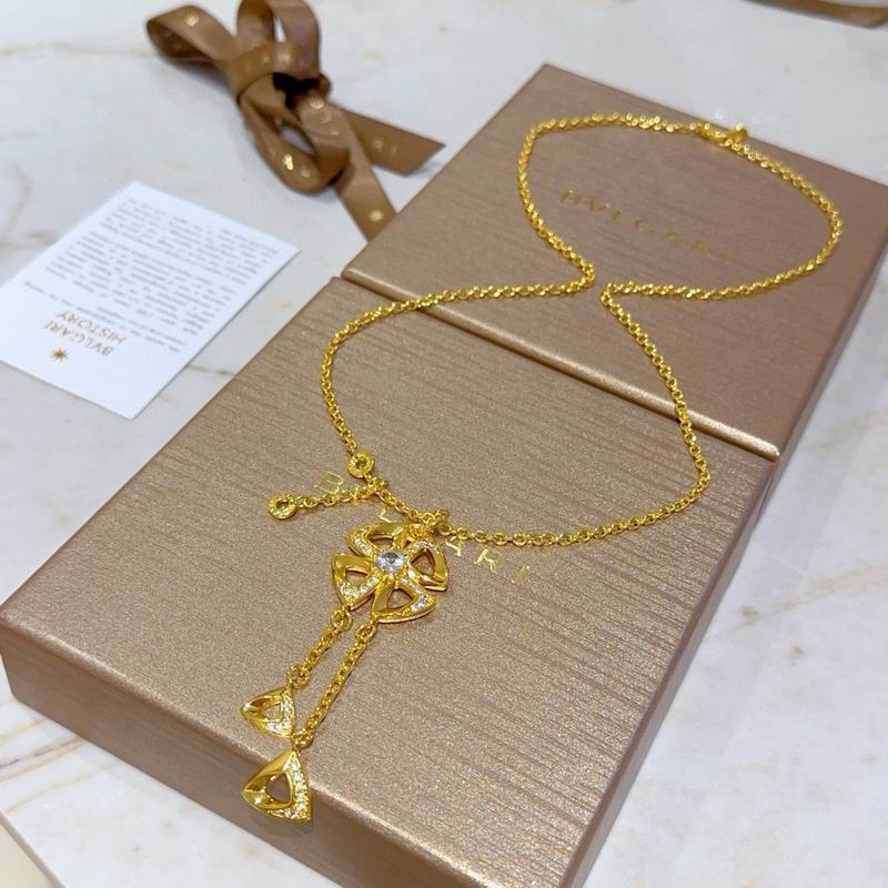 Bvlgari necklace 11yxx38 (6)