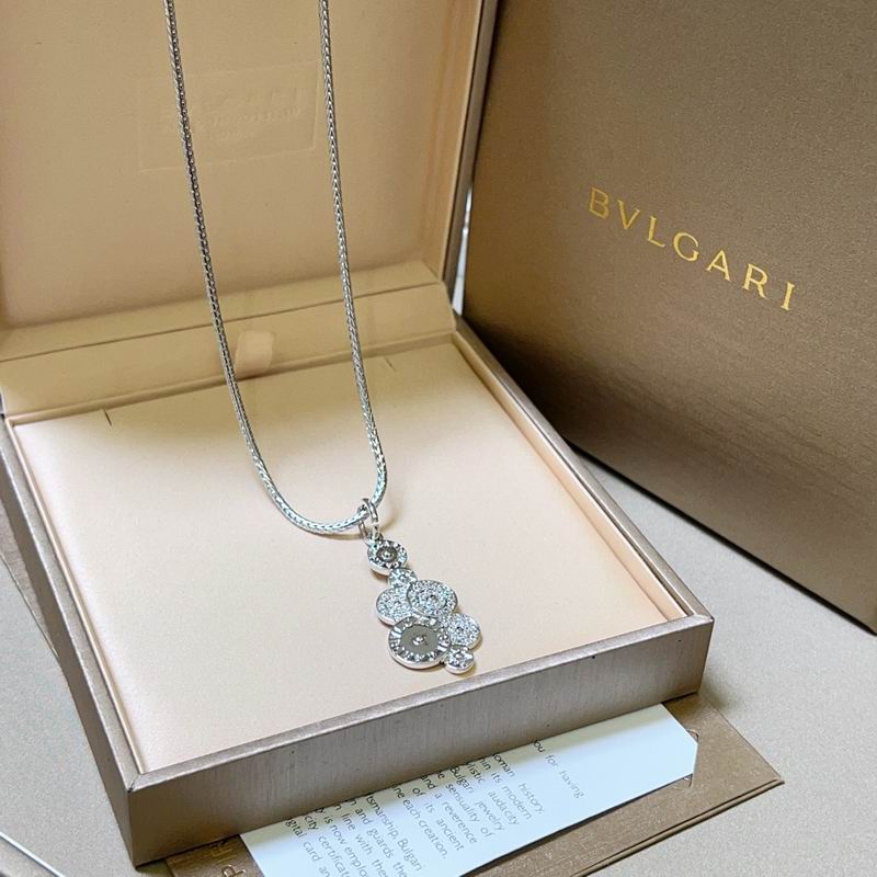 Bvlgari necklace 11yxx41 (6)
