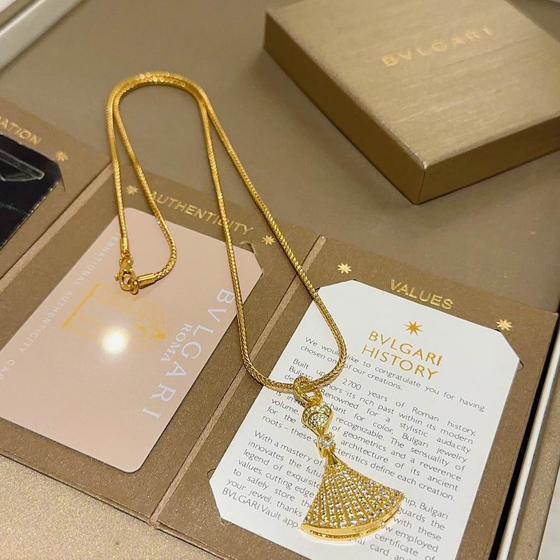 Bvlgari necklace 11yxx44 (2)
