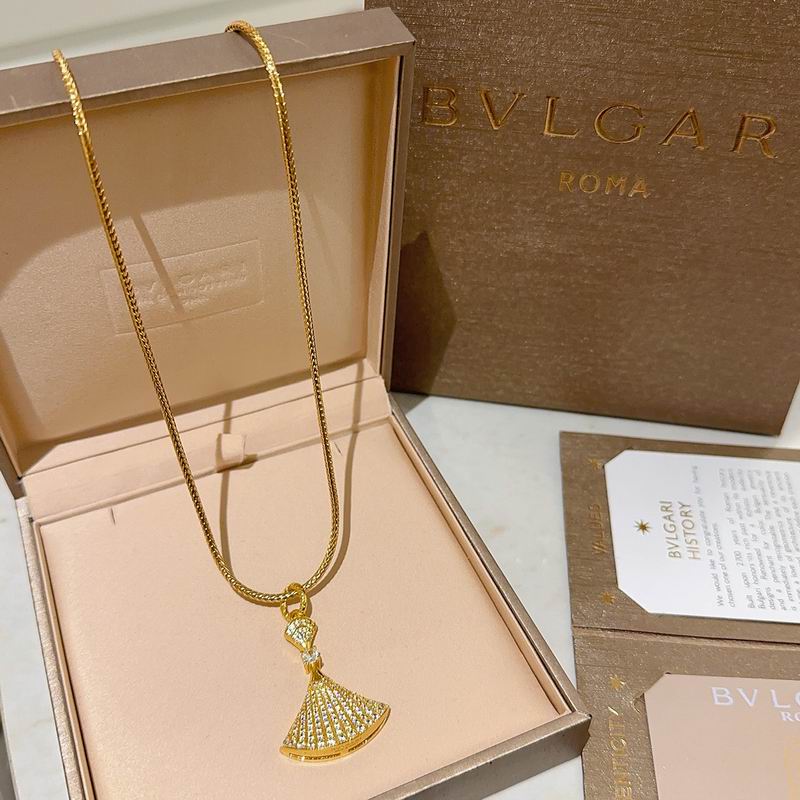 Bvlgari necklace 11yxx44 (3)