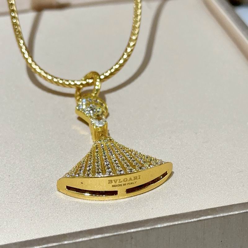 Bvlgari necklace 11yxx44 (4)